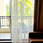 Luxurious - Pool View In Argisht Partez Apartment