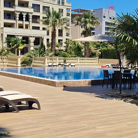Luxurious - Pool View In Argisht Partez Apartment
