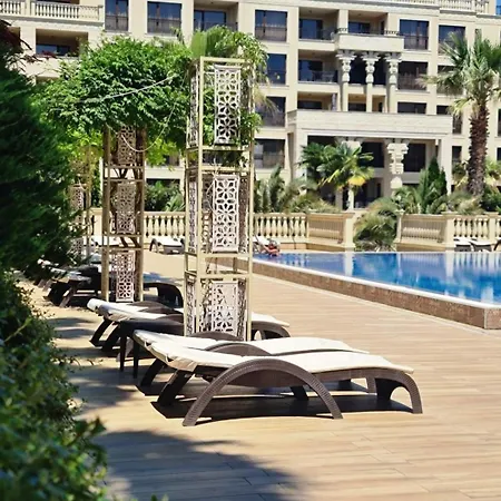 Apartment Luxurious - Pool View In Argisht Partez *